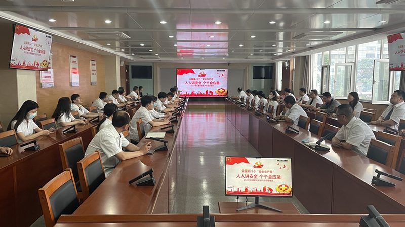 研究生培训教材的购买渠道主要有线上和线下两种。以下是两种渠道的优缺点对比：